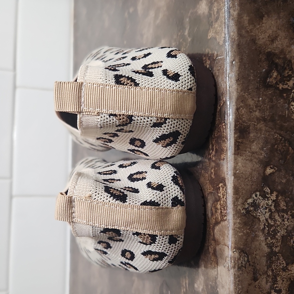 Leopard flats - Picture 4 of 6
